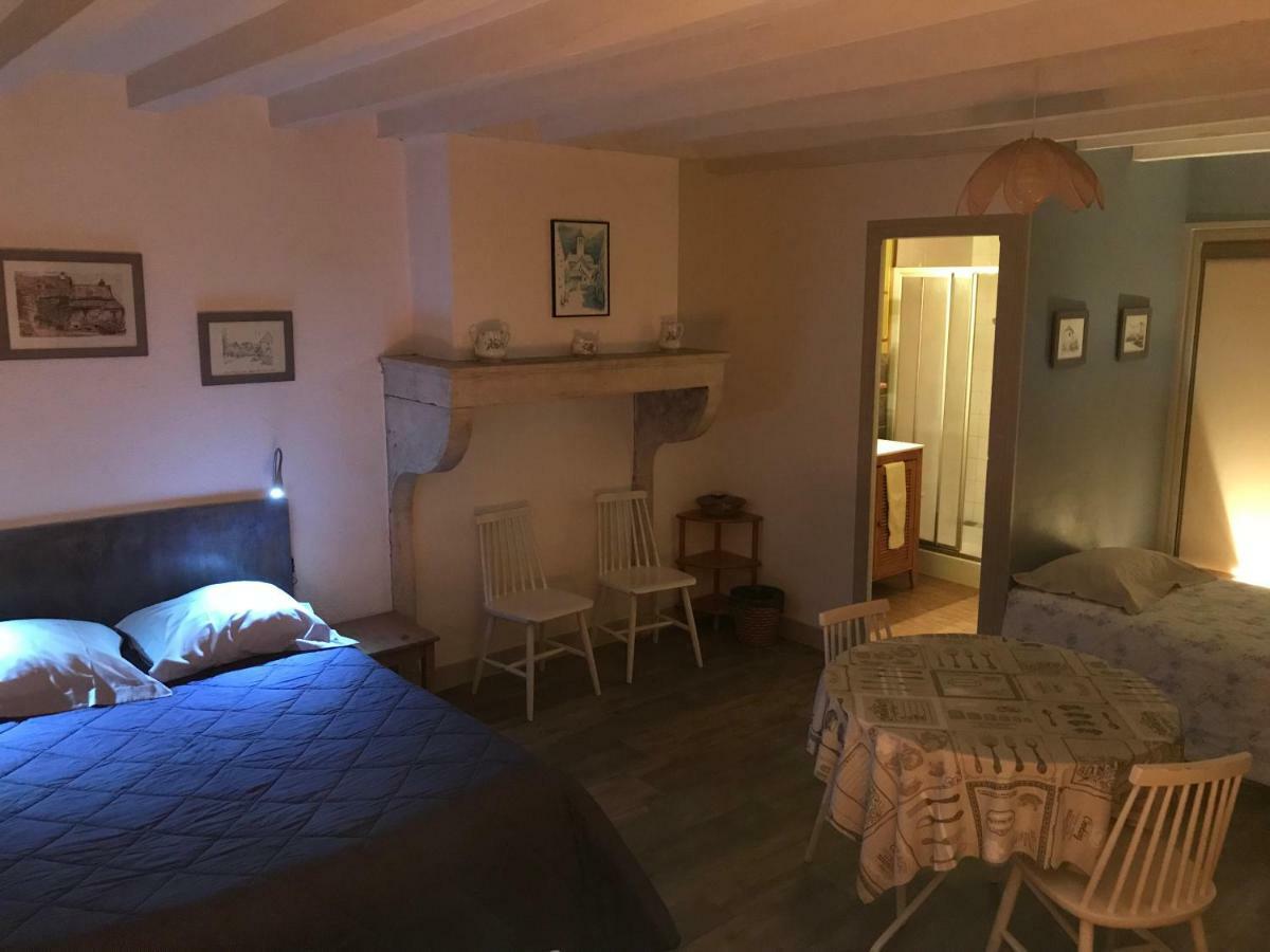 Bed and Breakfast Chez Sylvie et Thierry Royer Exterior foto