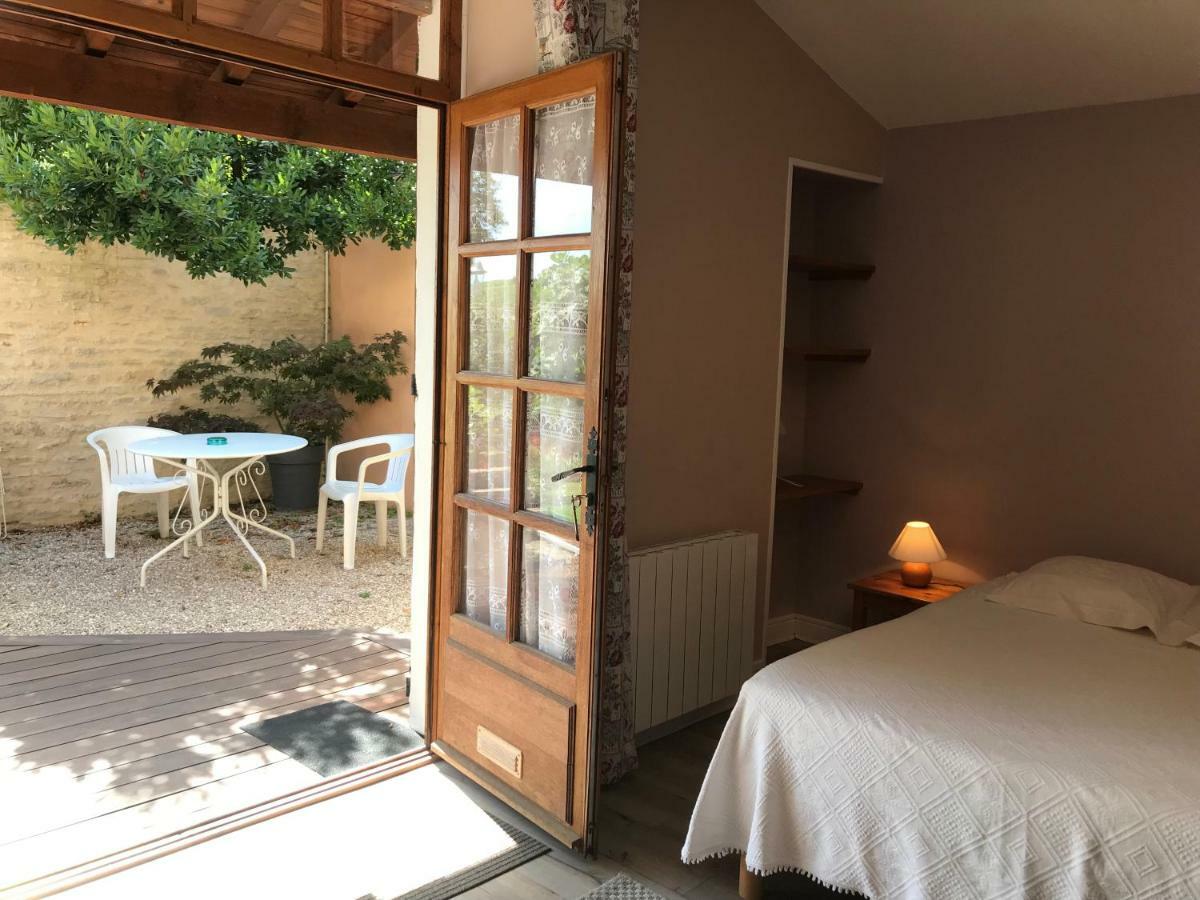 Bed and Breakfast Chez Sylvie et Thierry Royer Exterior foto